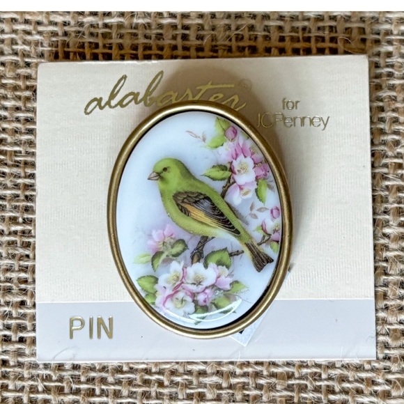 Vintage Jewelry - Vintage Alabaster By JCPenney Green Bird Floral Porcelain Brooch NOS Nature